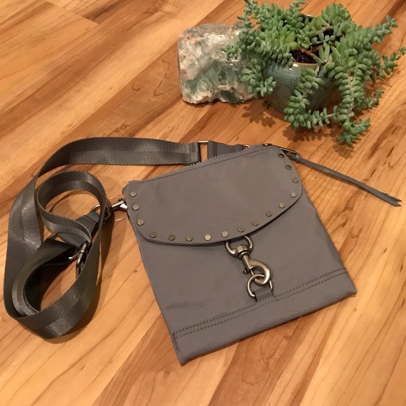 Rebecca Minkoff Handbags - NWOT Rebecca minkoff grey nylon shoulder purse